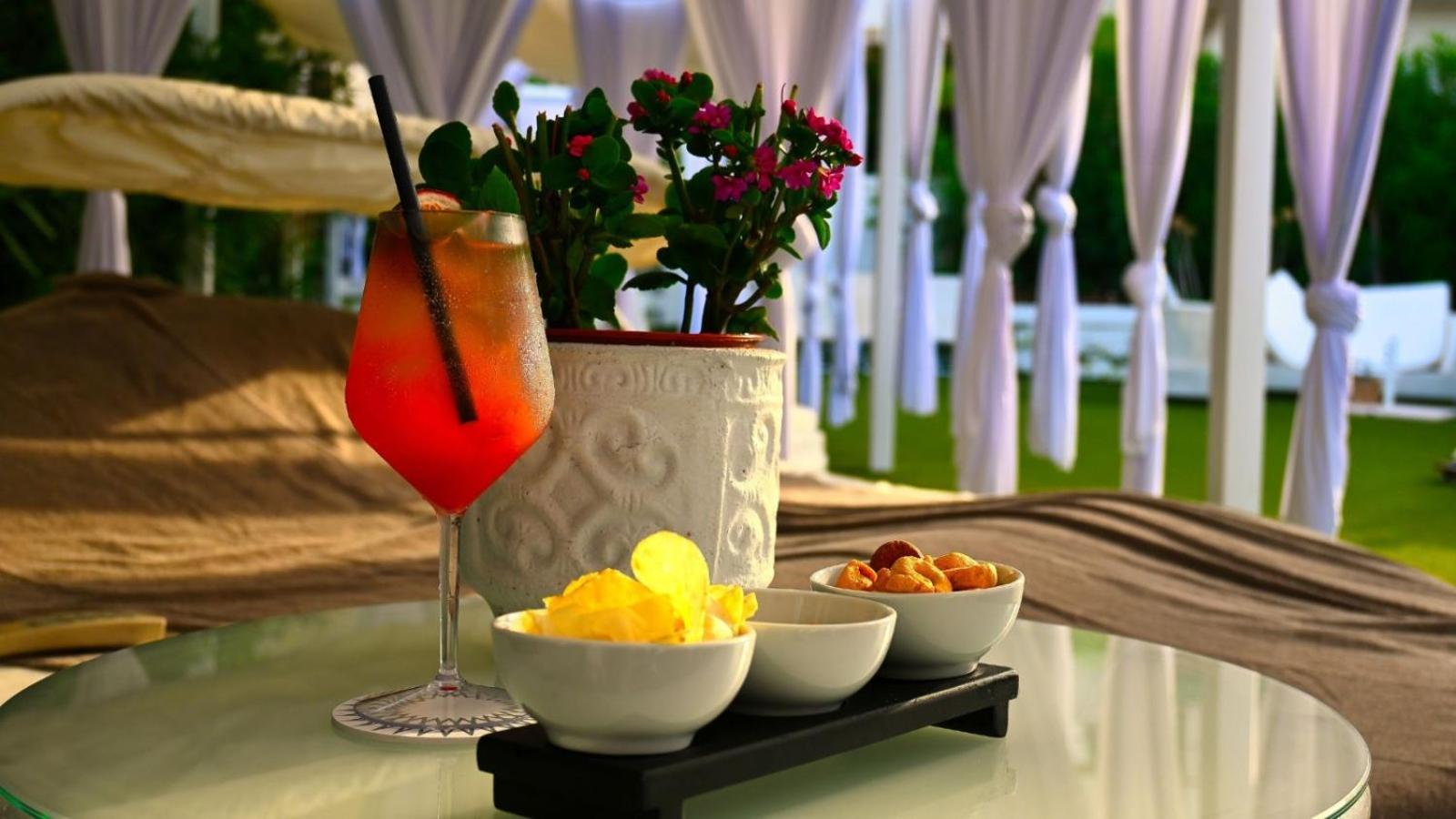 Bianco Riccio Suite Hotel Savelletri Luaran gambar
